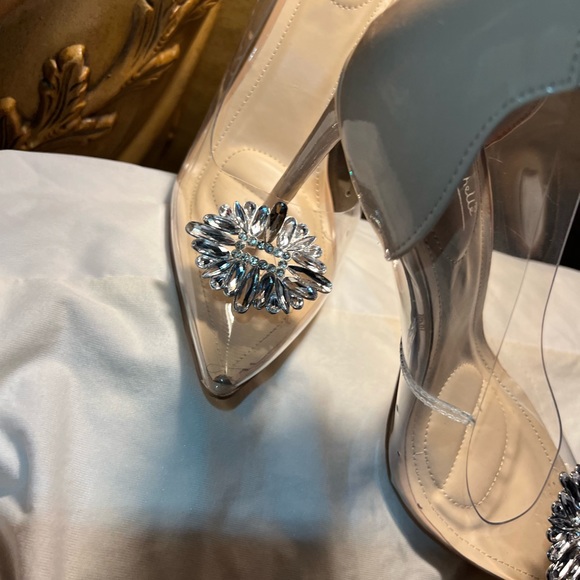 Size 11 transparent & tan Anne Michelle heels with bling on the  front of shoes - Picture 10 of 14